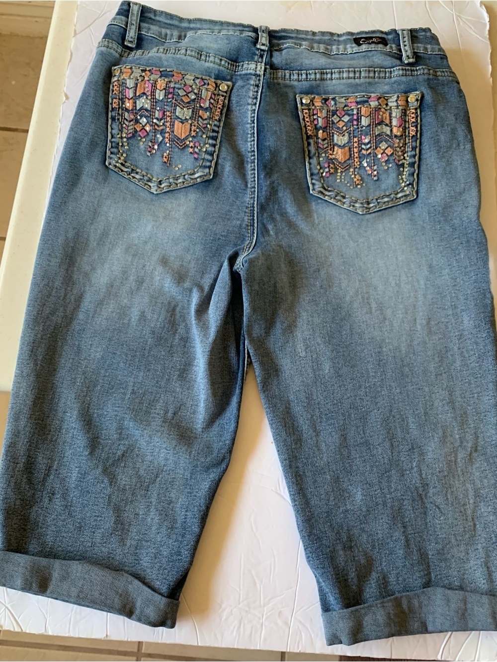Earl Jeans Light Blue Denim Women's Shorts Capri